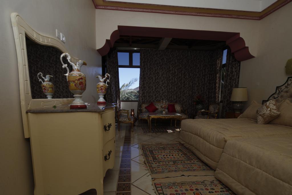 Hotel Le Tinsouline Zakura Zewnętrze zdjęcie